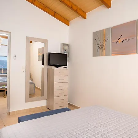Holiday home Akoli Blue - An Elegant By The Sea Rodhodhafni